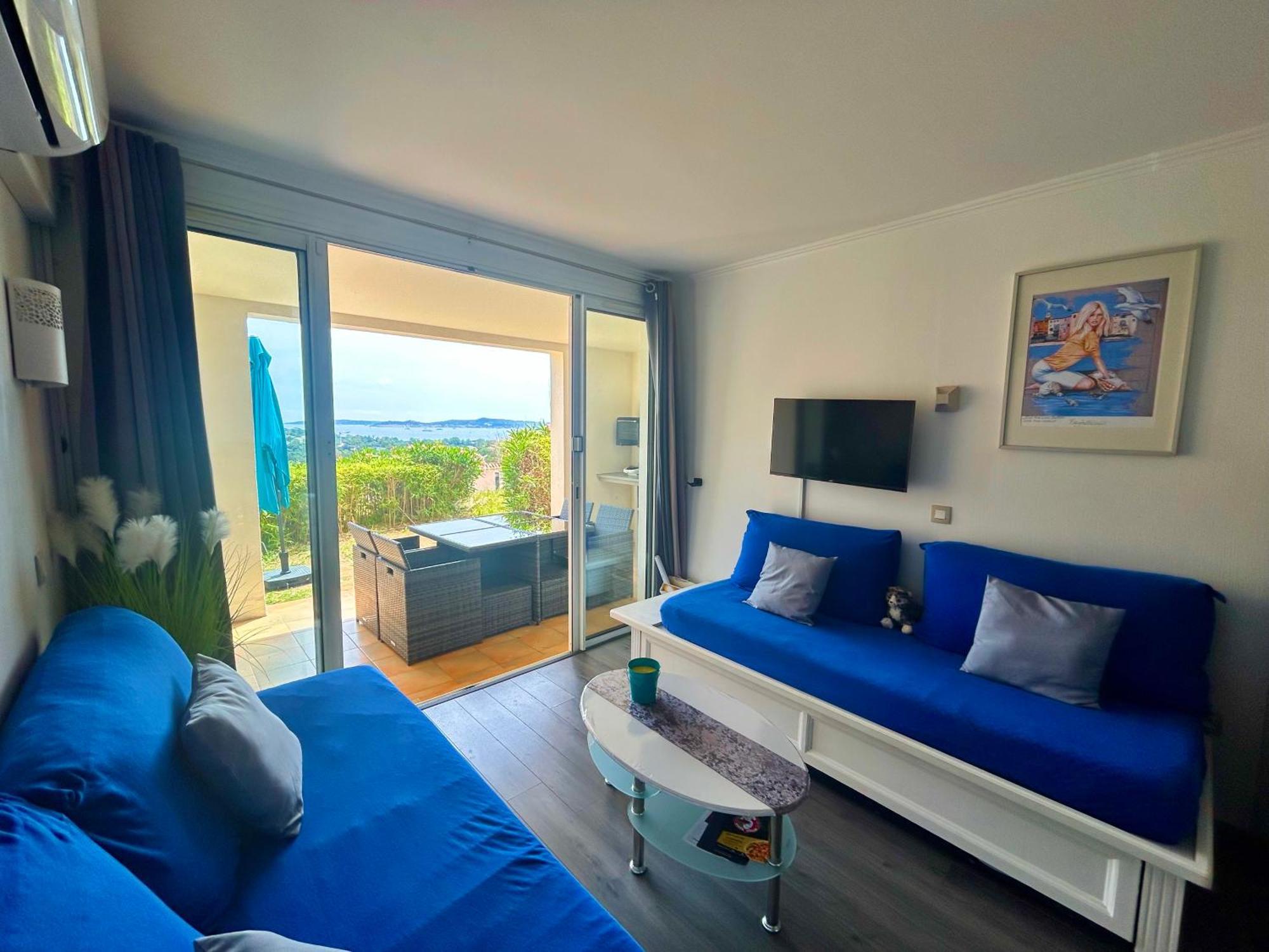 Les Restanques Vue Mer Roses 1070 Rez De Jardin Grimaud Exterior foto